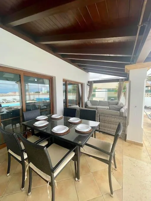 Stunning Villa Amanecer Corralejo